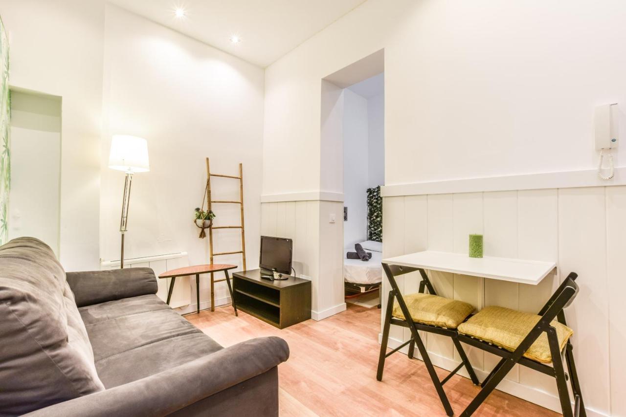 Apartamento Acogedor En El Barrio De Las Letras Appartamento Madrid Esterno foto